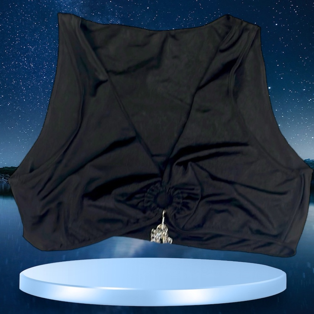 Dolls kill new  Black top with chain size xxl